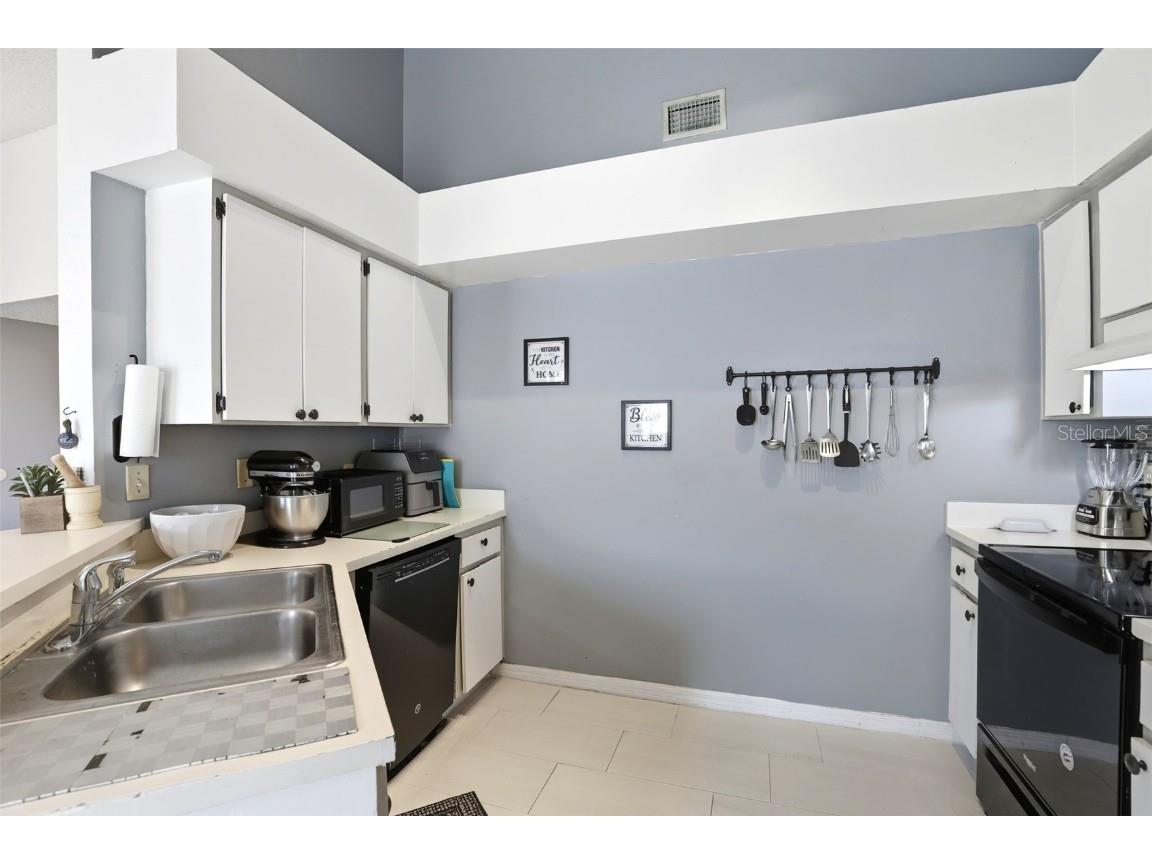 4684 Pembrook Place #I-205 Orlando FL 32811 O6344261 image9