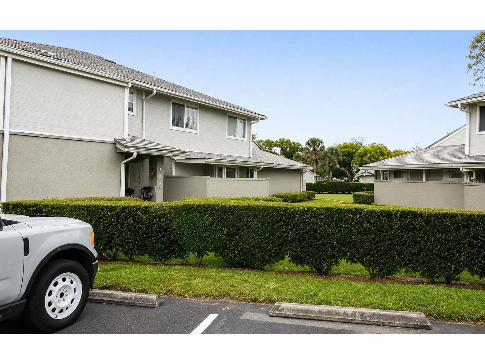 4684 Pheasant Run Drive #3B Orlando FL 32808 R4910930 image1