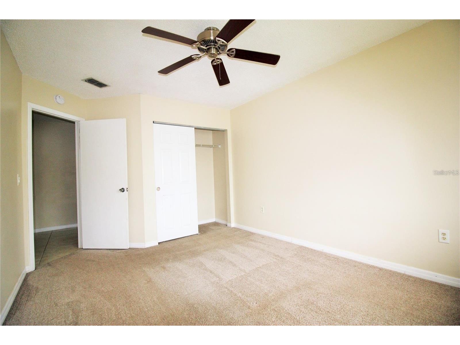4684 Pheasant Run Drive #3B Orlando FL 32808 R4910930 image18