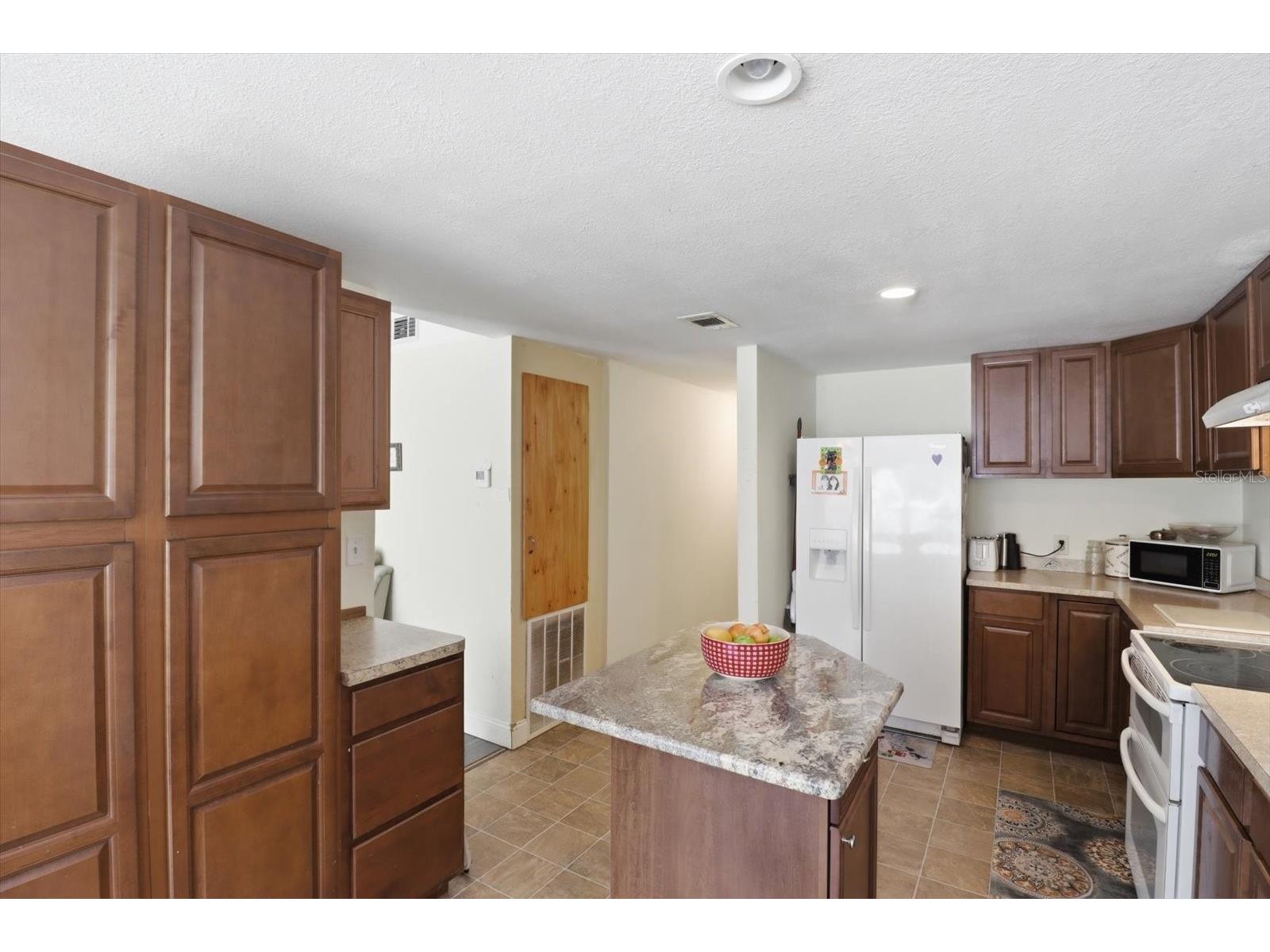 4686 S Brush Hollow Loop Inverness FL 34450 TB8493626 image6