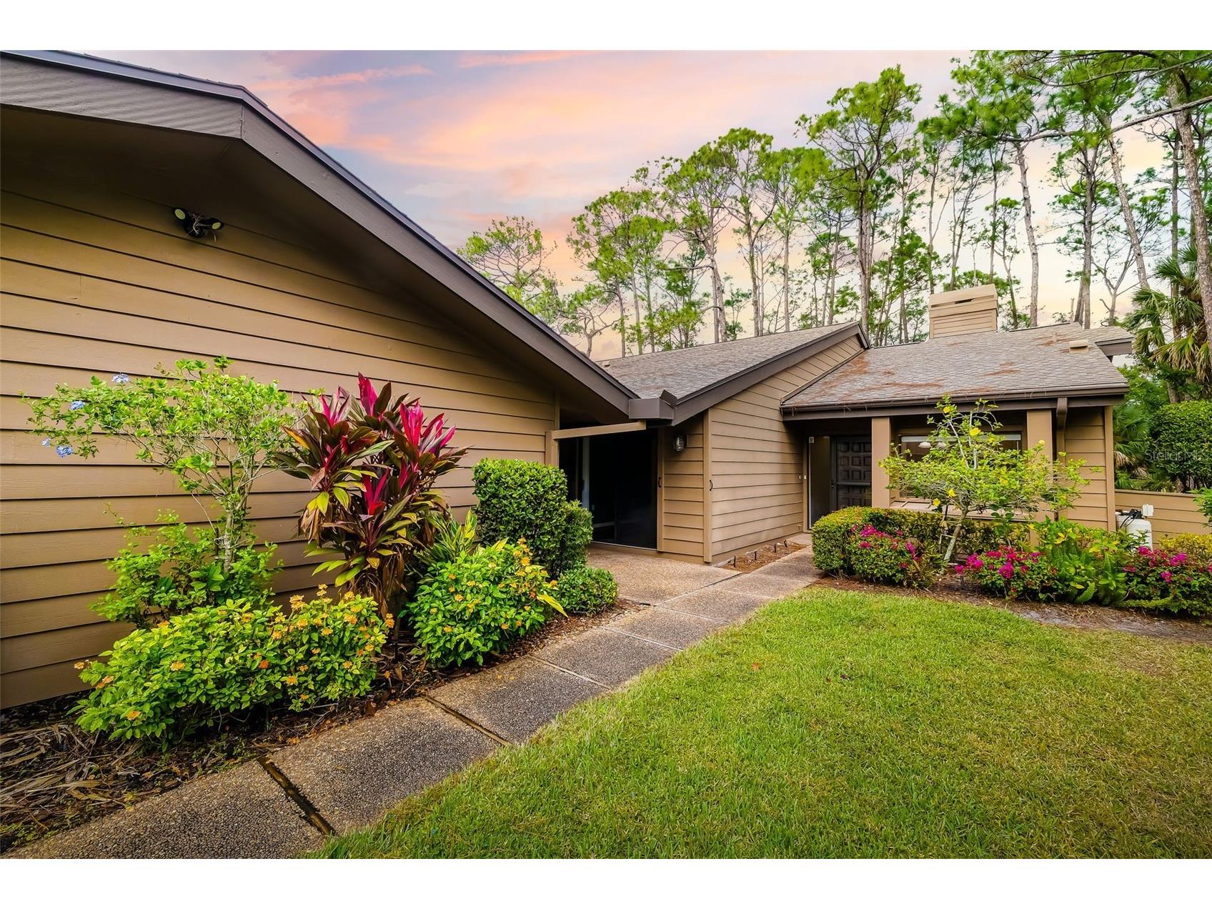 4687 Chandlers Forde #25 Sarasota FL 34235 A4672530 image1