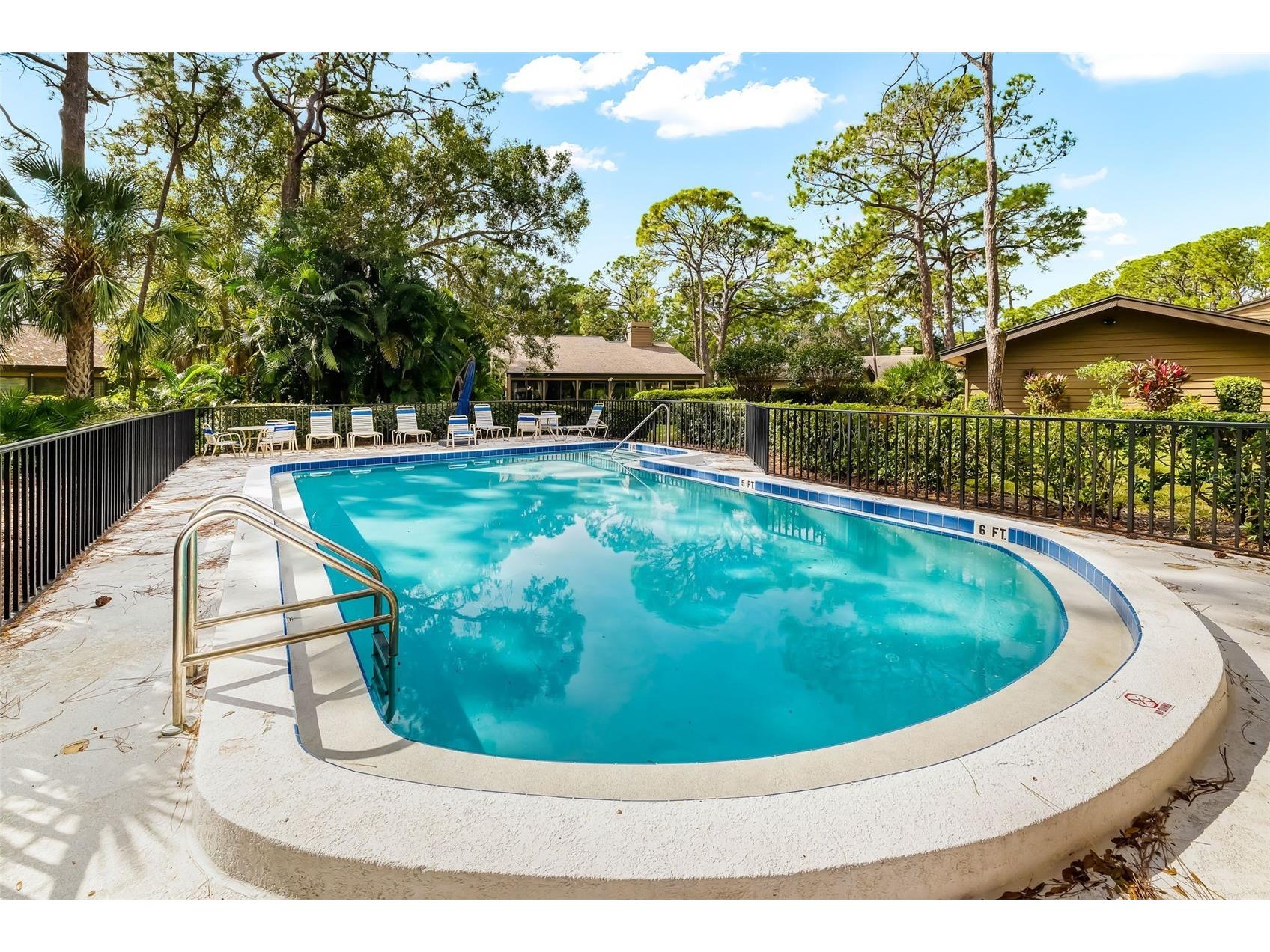 4687 Chandlers Forde #25 Sarasota FL 34235 A4672530 image45