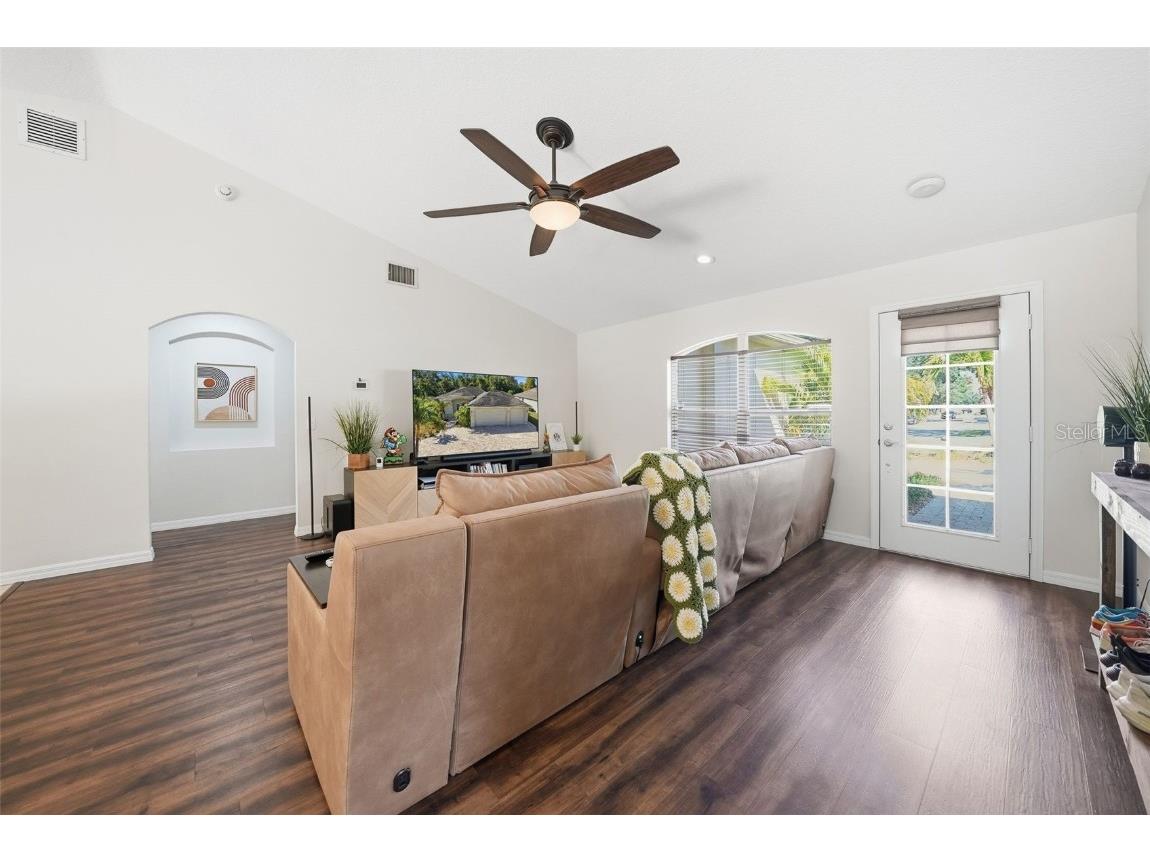 4688 72nd Court E Bradenton FL 34203 TB8450797 image5