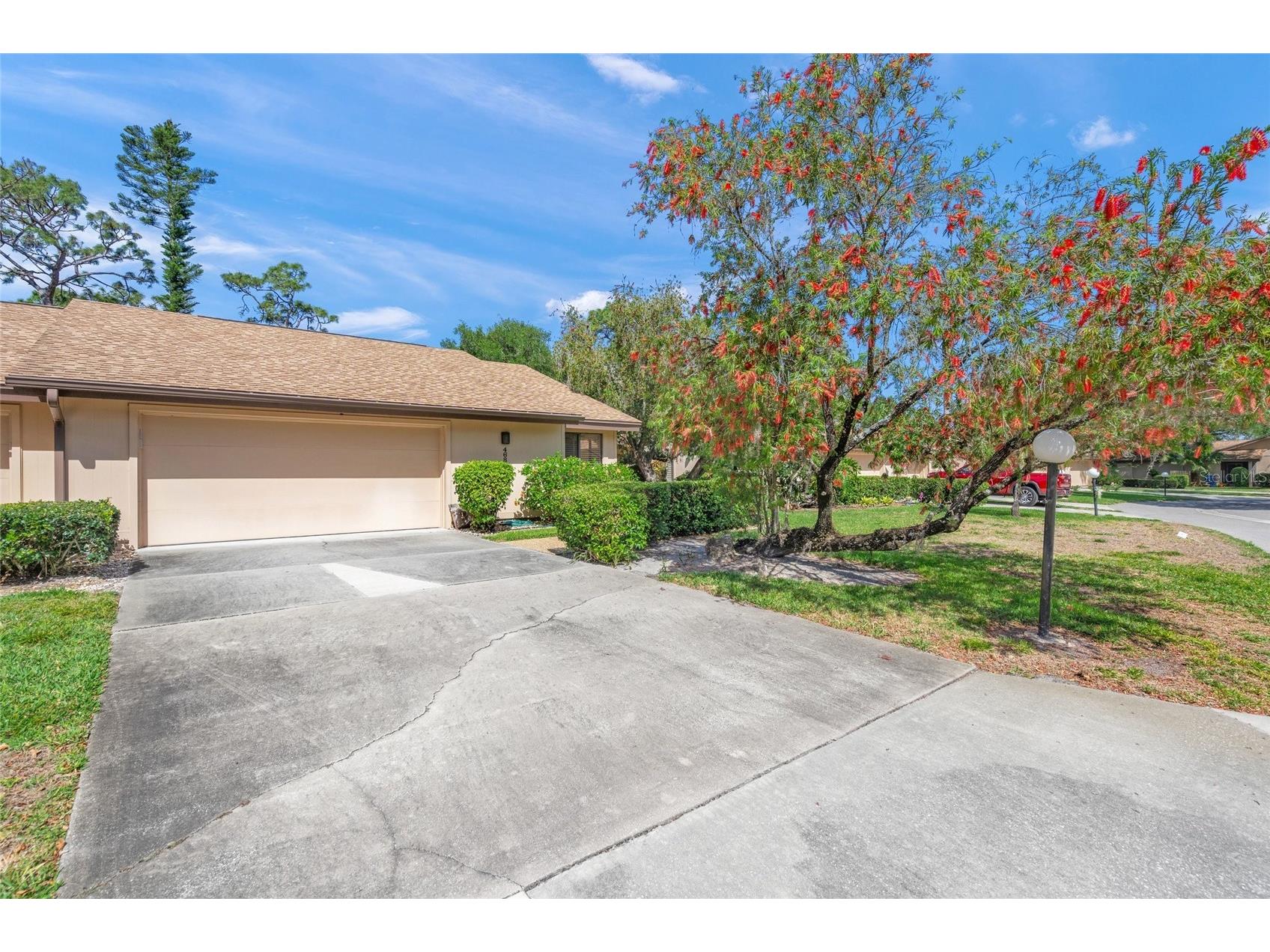 4688 Oak Hollow Drive #25 Sarasota FL 34241 A4690247 image1