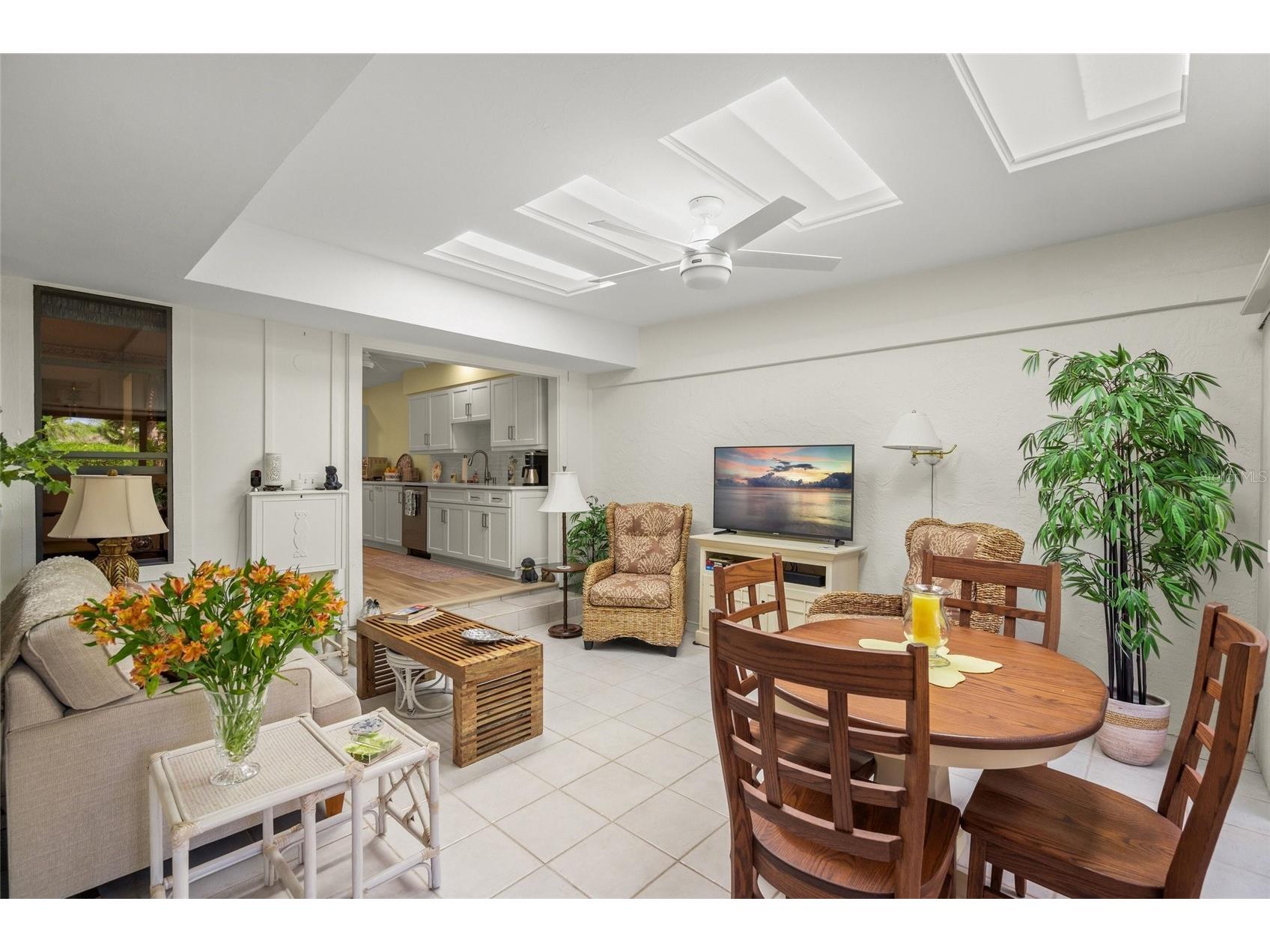 4688 Oak Hollow Drive #25 Sarasota FL 34241 A4690247 image21
