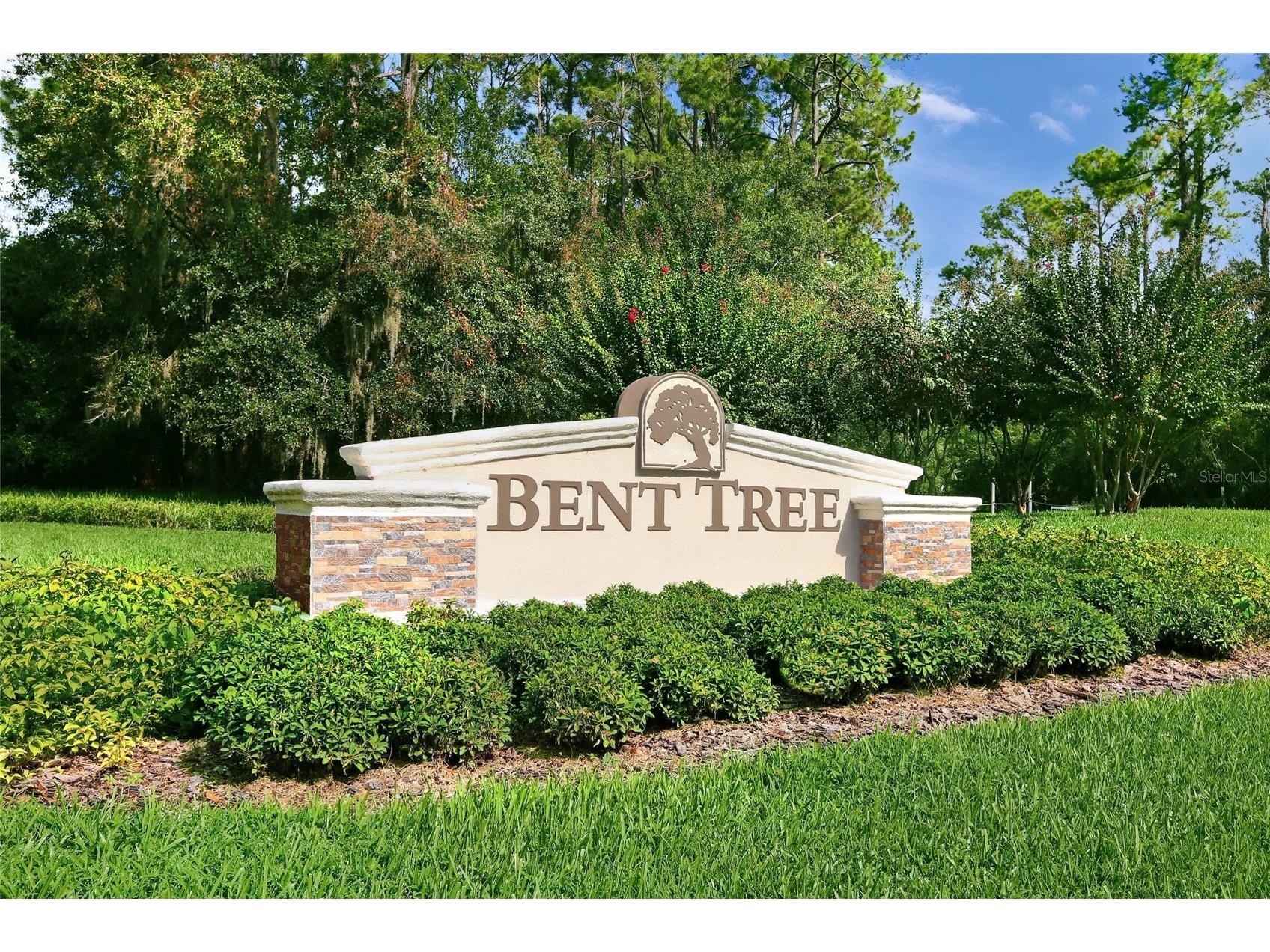 4688 Oak Hollow Drive #25 Sarasota FL 34241 A4690247 image3