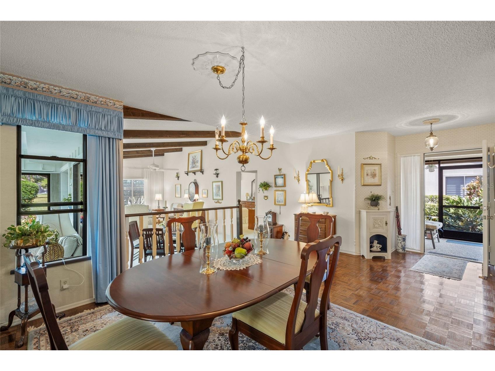4688 Oak Hollow Drive #25 Sarasota FL 34241 A4690247 image7
