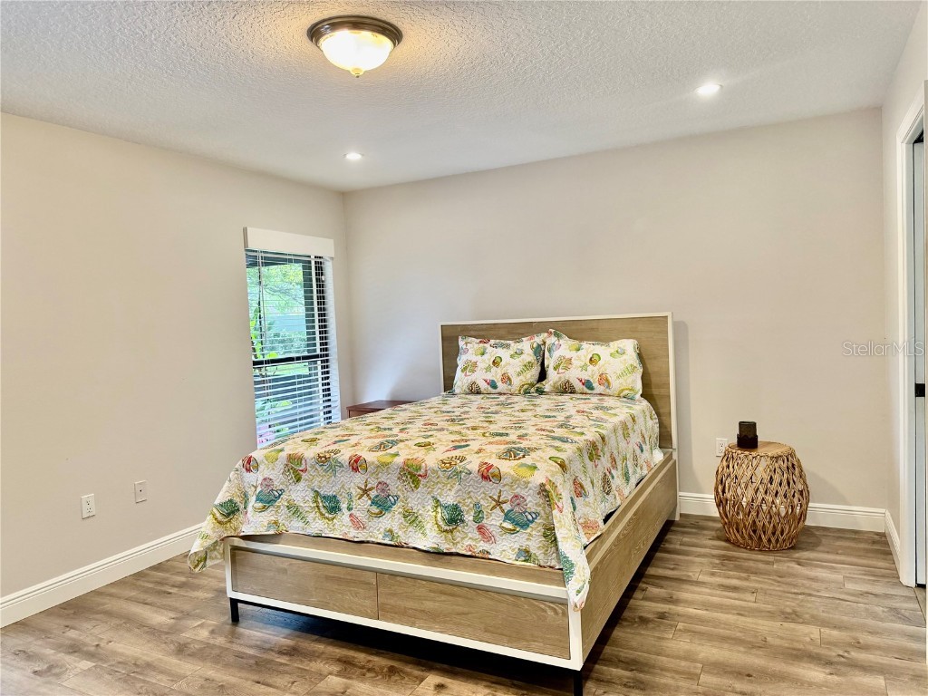 4689 Oak Forest Drive E #1 Sarasota FL 34231 A4656654 image13