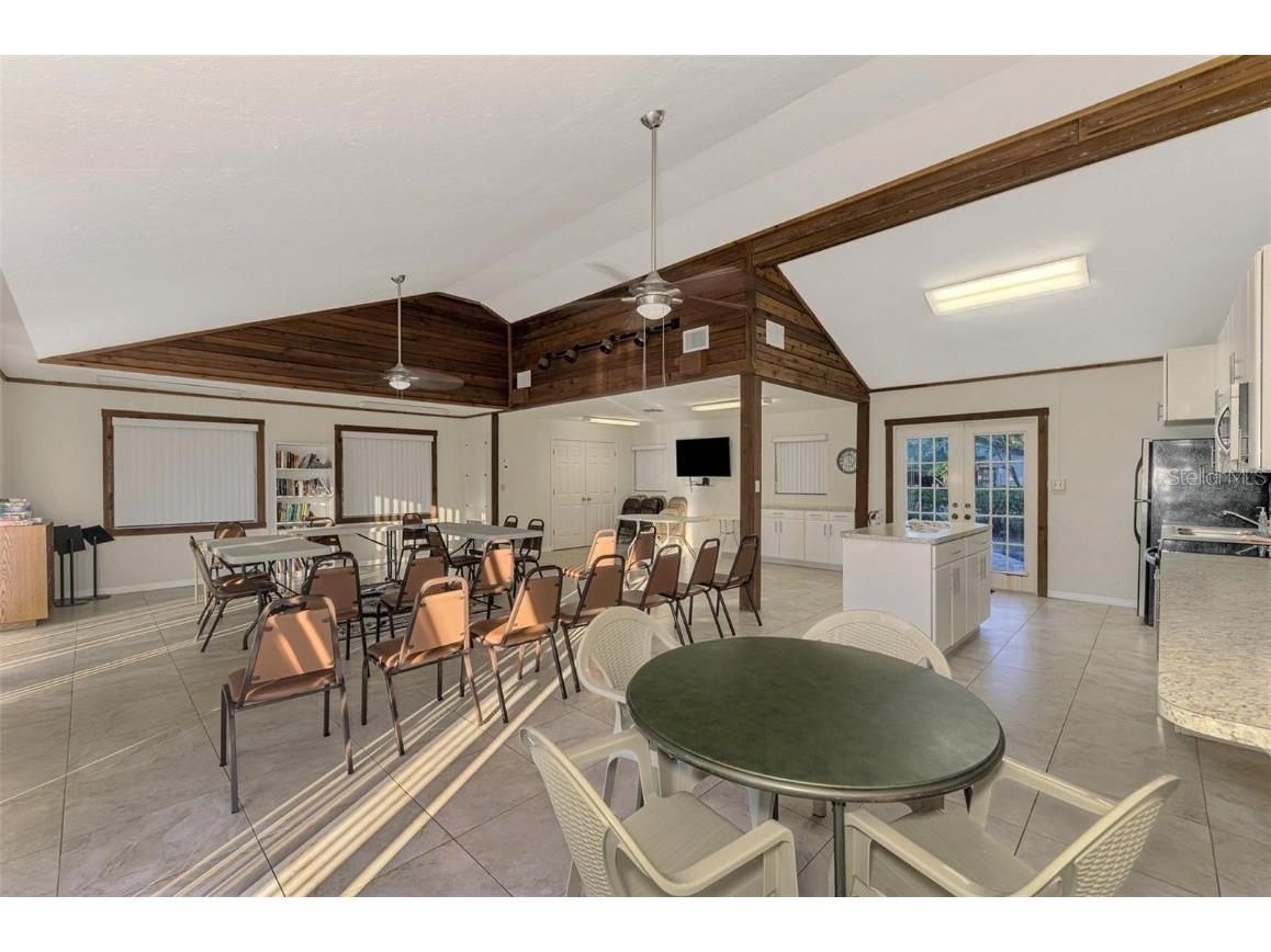 4689 Oak Forest Drive E #1 Sarasota FL 34231 A4656654 image19