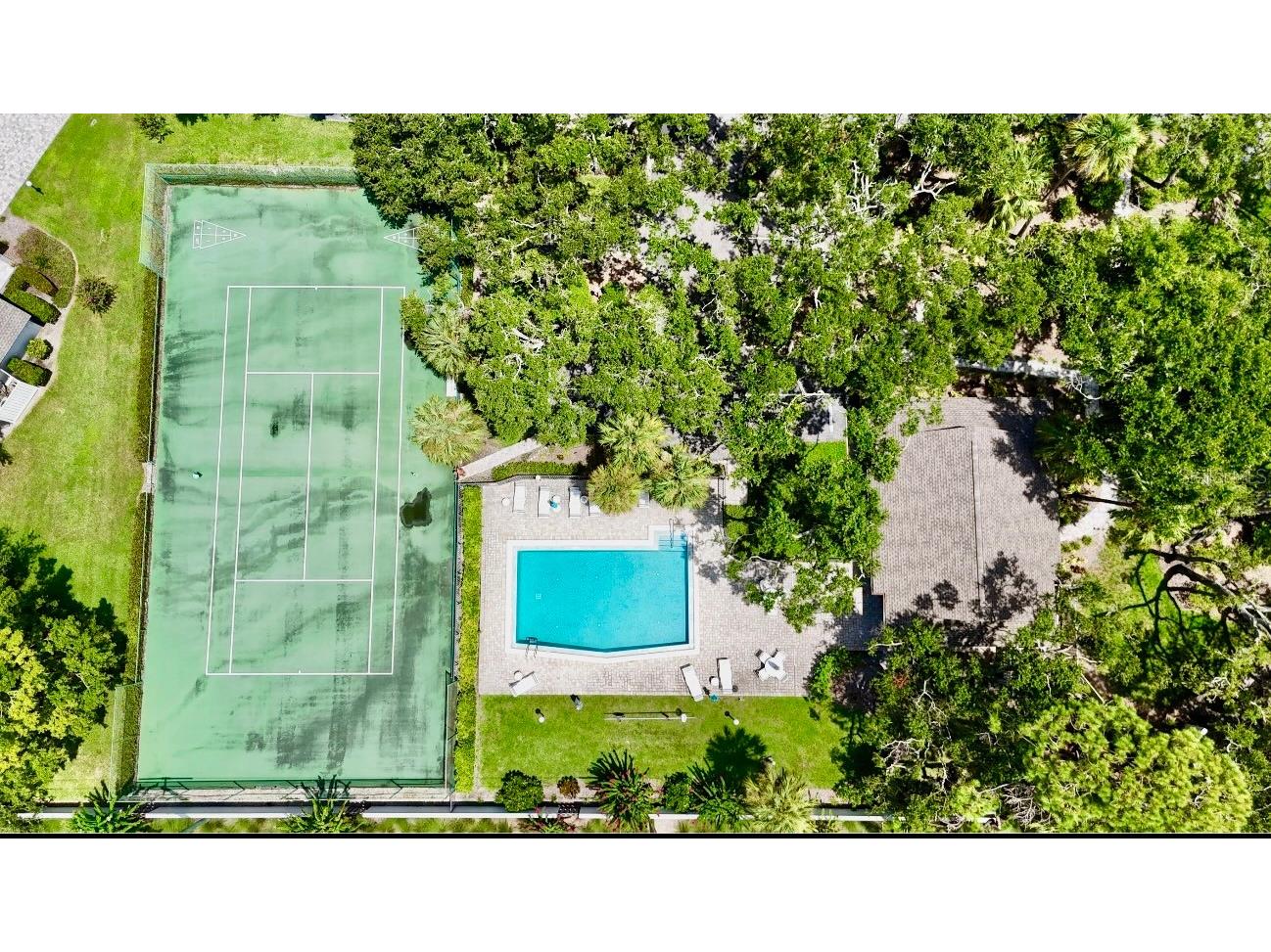4689 Oak Forest Drive E #1 Sarasota FL 34231 A4656654 image23