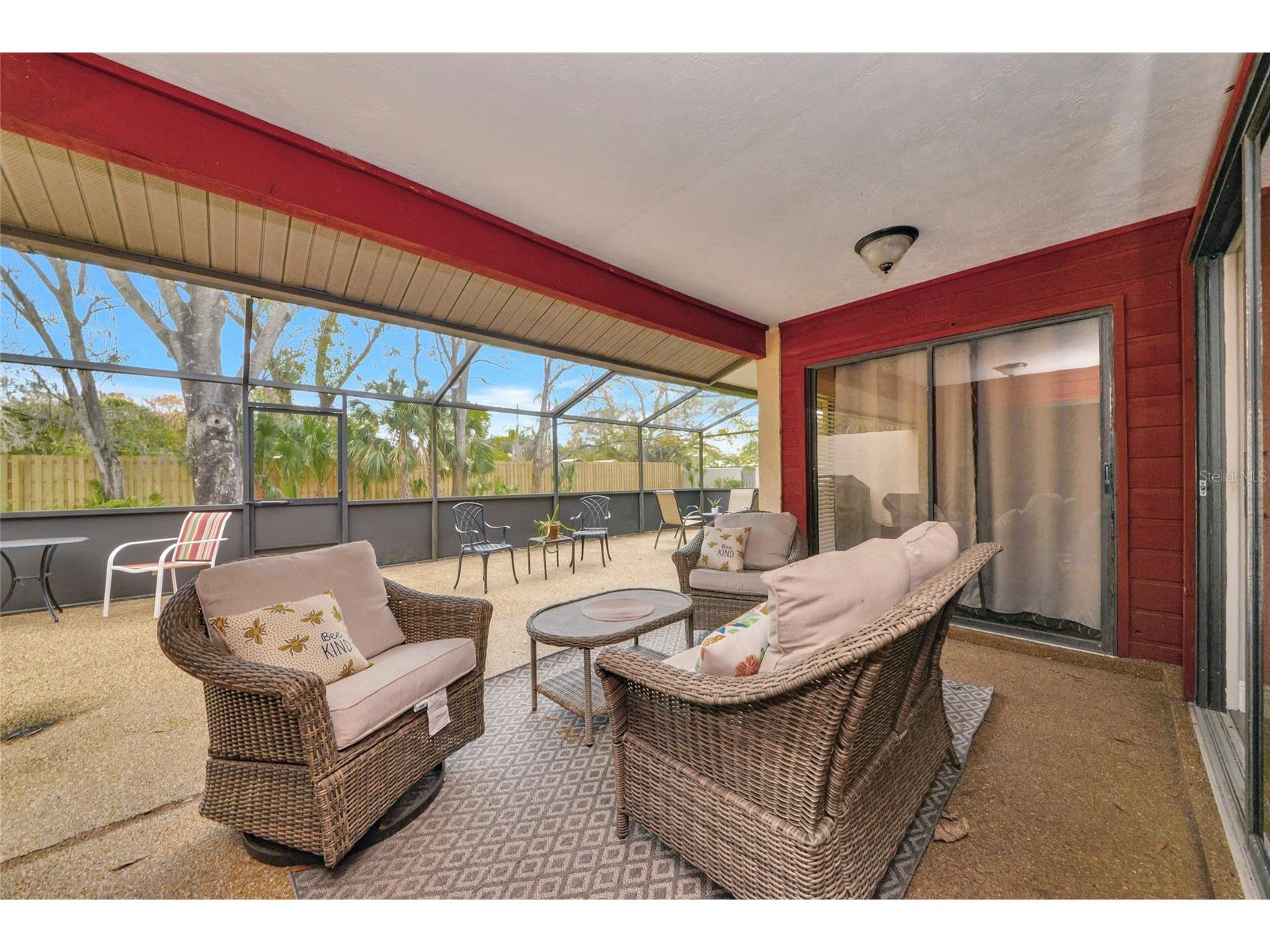 4689 Oak Forest Drive E #1 Sarasota FL 34231 A4684507 image35