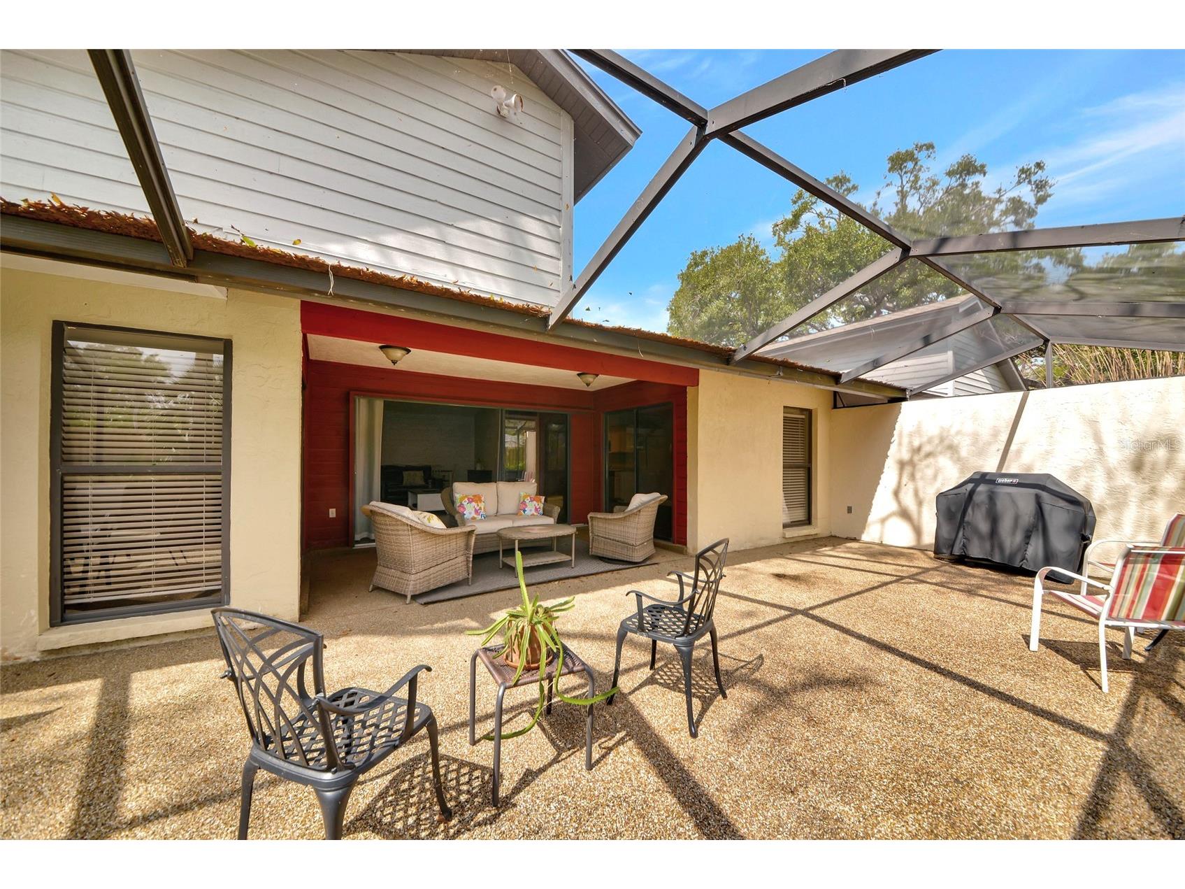 4689 Oak Forest Drive E #1 Sarasota FL 34231 A4684507 image39