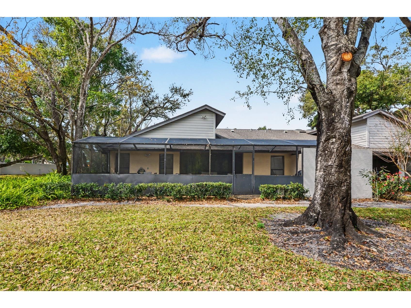 4689 Oak Forest Drive E #1 Sarasota FL 34231 A4684507 image42