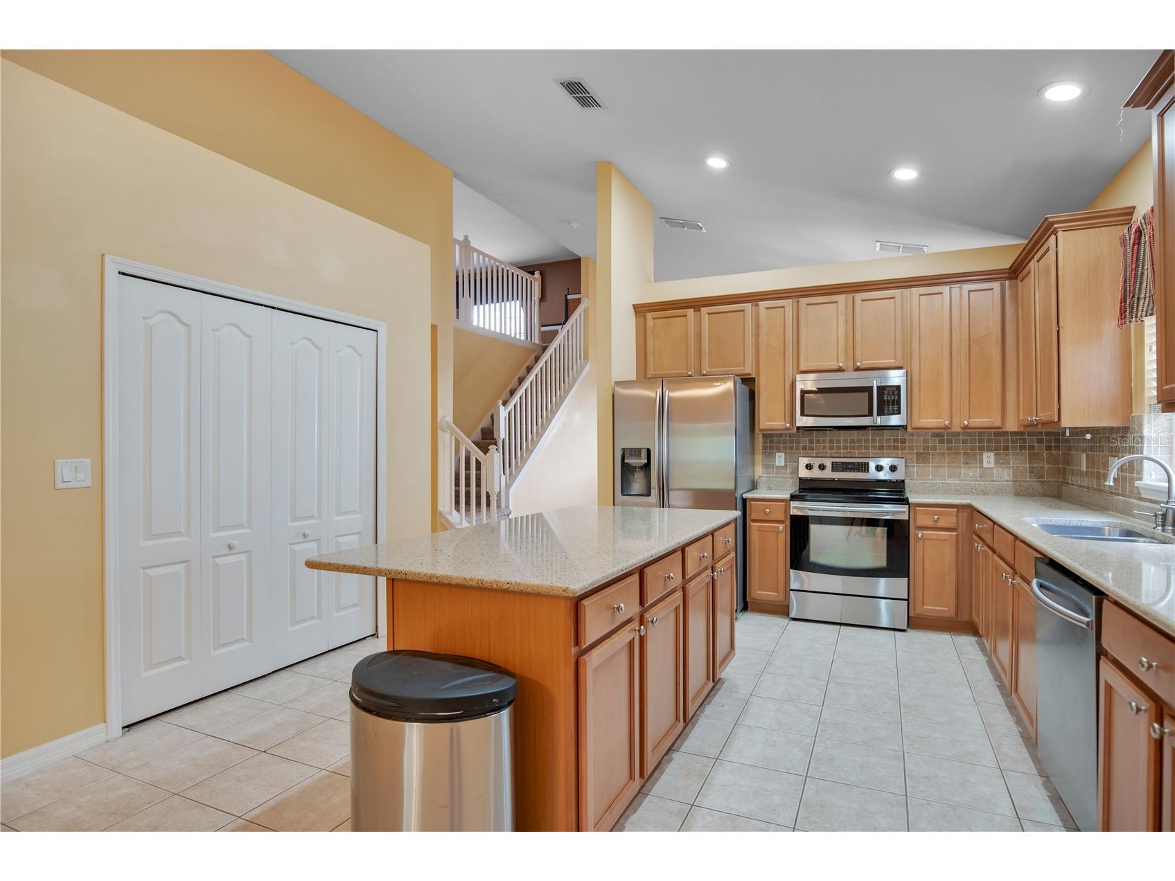469 Carey Way Orlando FL 32825 O6405702 image11