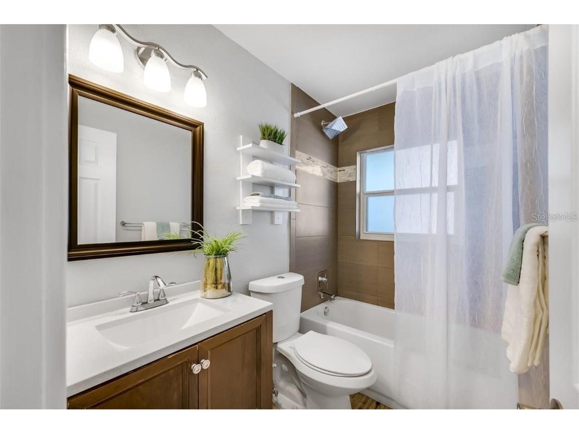 469 Flamingo Drive Apollo Beach FL 33572 - Canal TB8426283 image17