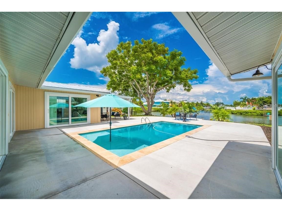 469 Flamingo Drive Apollo Beach FL 33572 - Canal TB8426283 image22