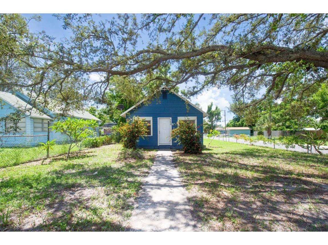 4690 15th Avenue S Saint Petersburg FL 33711 TB8418964 image1