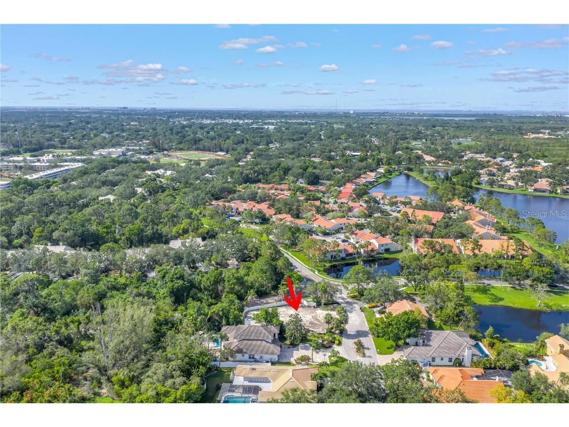 4690 Laurel Oak Lane NE Saint Petersburg FL 33703 TB8372047 image1