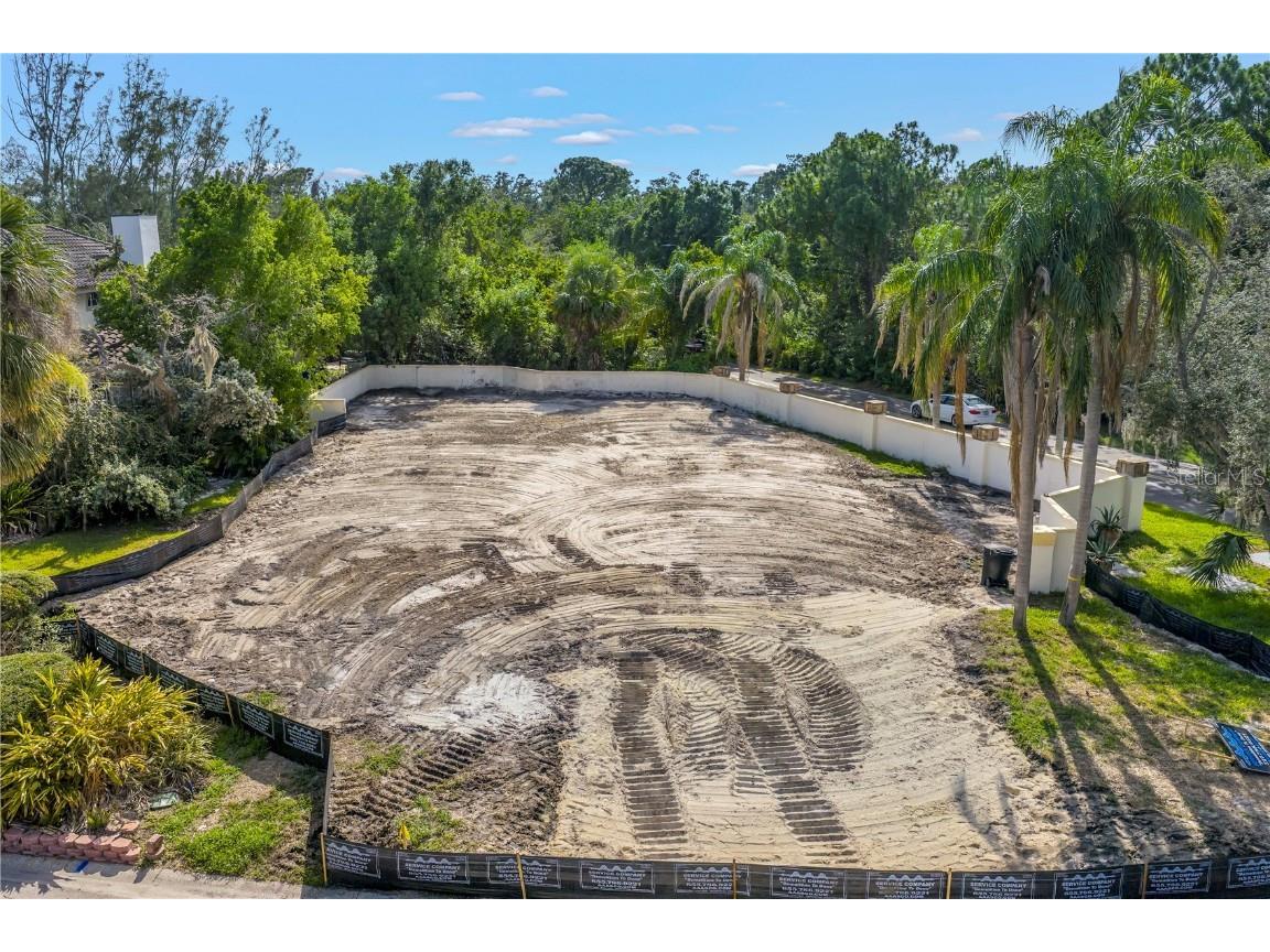 4690 Laurel Oak Lane NE Saint Petersburg FL 33703 TB8372047 image2