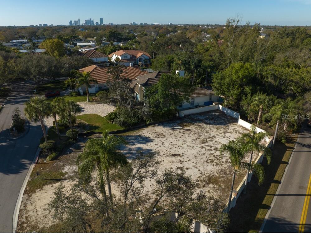 4690 Laurel Oak Lane NE Saint Petersburg FL 33703 TB8470703 image5