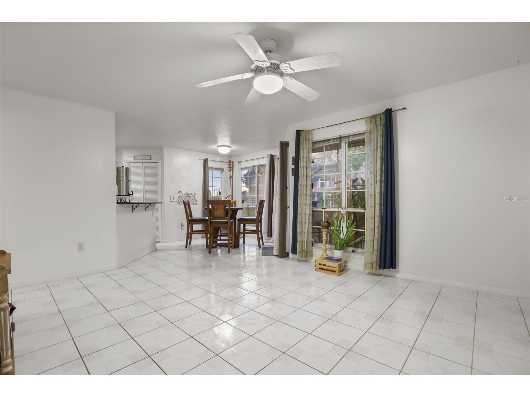 4690 Sussex Terrace #103 Orlando FL 32811 O6417181 image3
