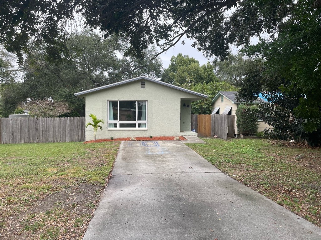 4691 41st Avenue N Saint Petersburg FL 33714 U8222182 image1