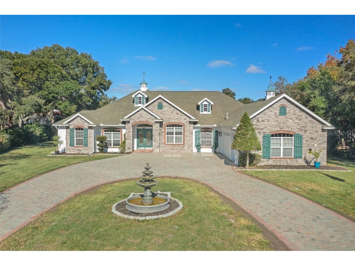 4691 Lake In The Woods Drive Weeki Wachee FL 34607 U8145319 image1