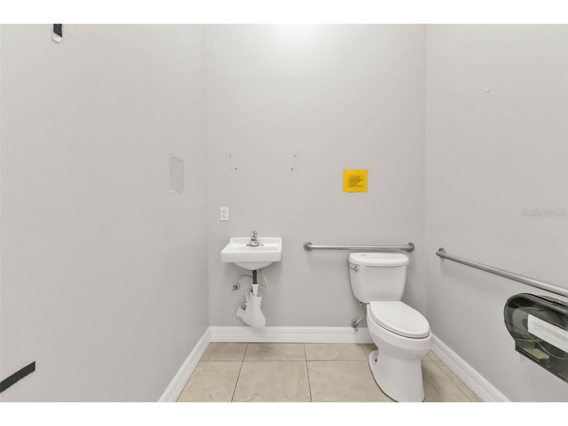 4694 Tamiami Trail Punta Gorda FL 33980 C7504460 image52