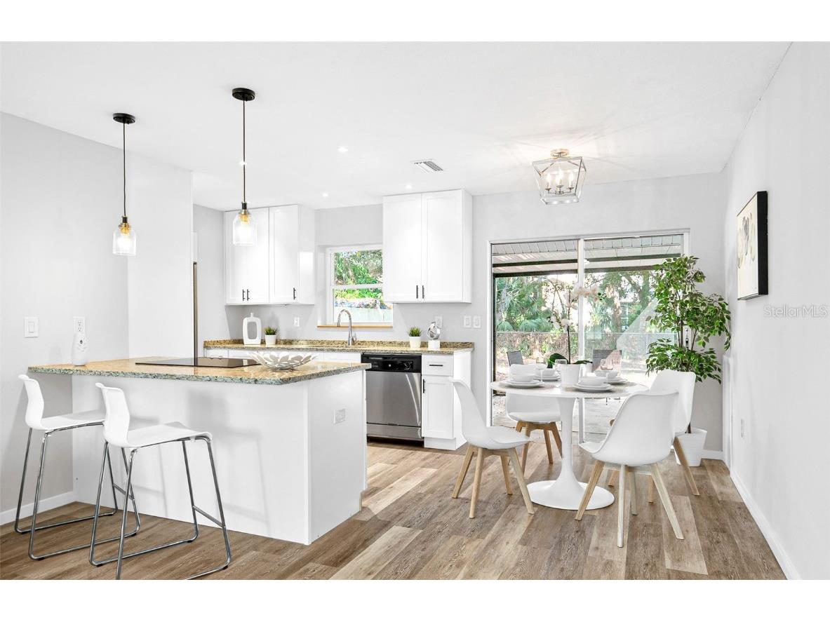 4697 Linwood Street Sarasota FL 34232 A4673620 image11