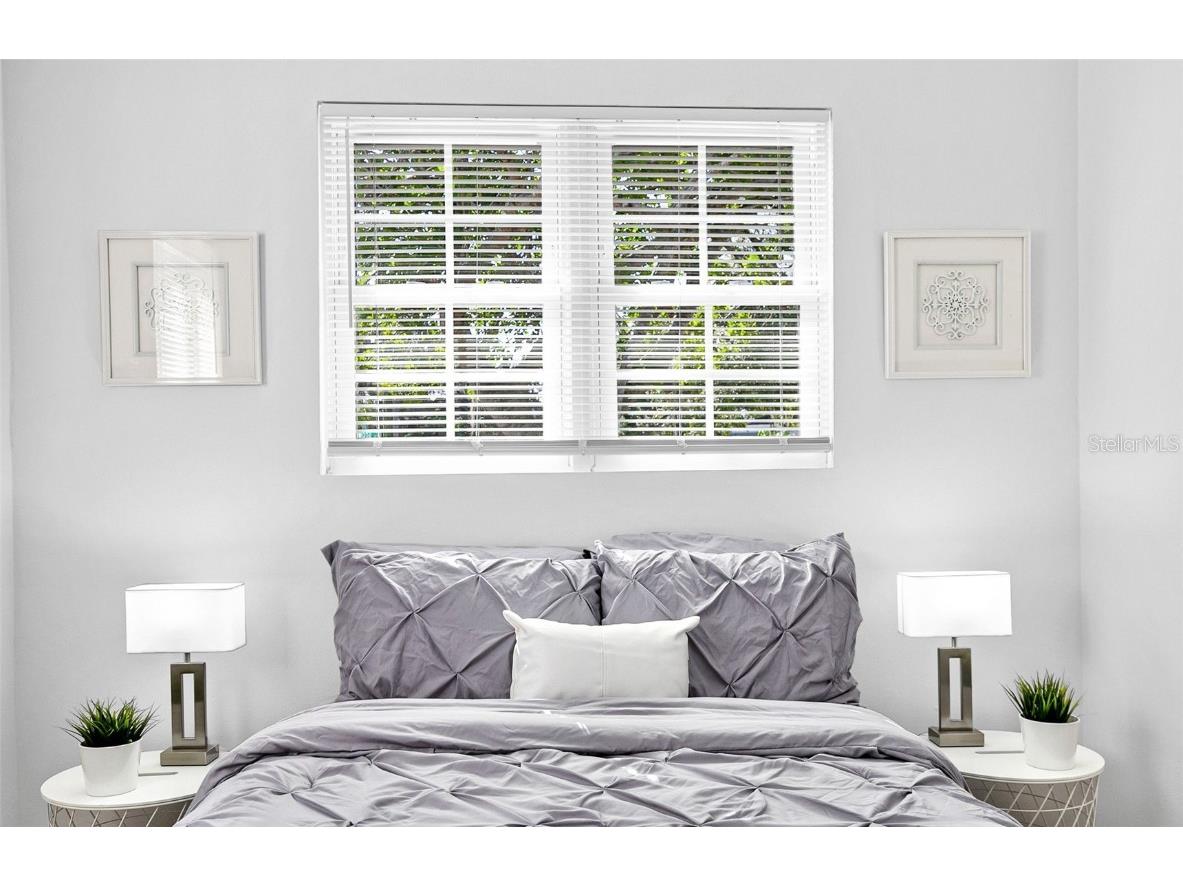 4697 Linwood Street Sarasota FL 34232 A4673620 image29