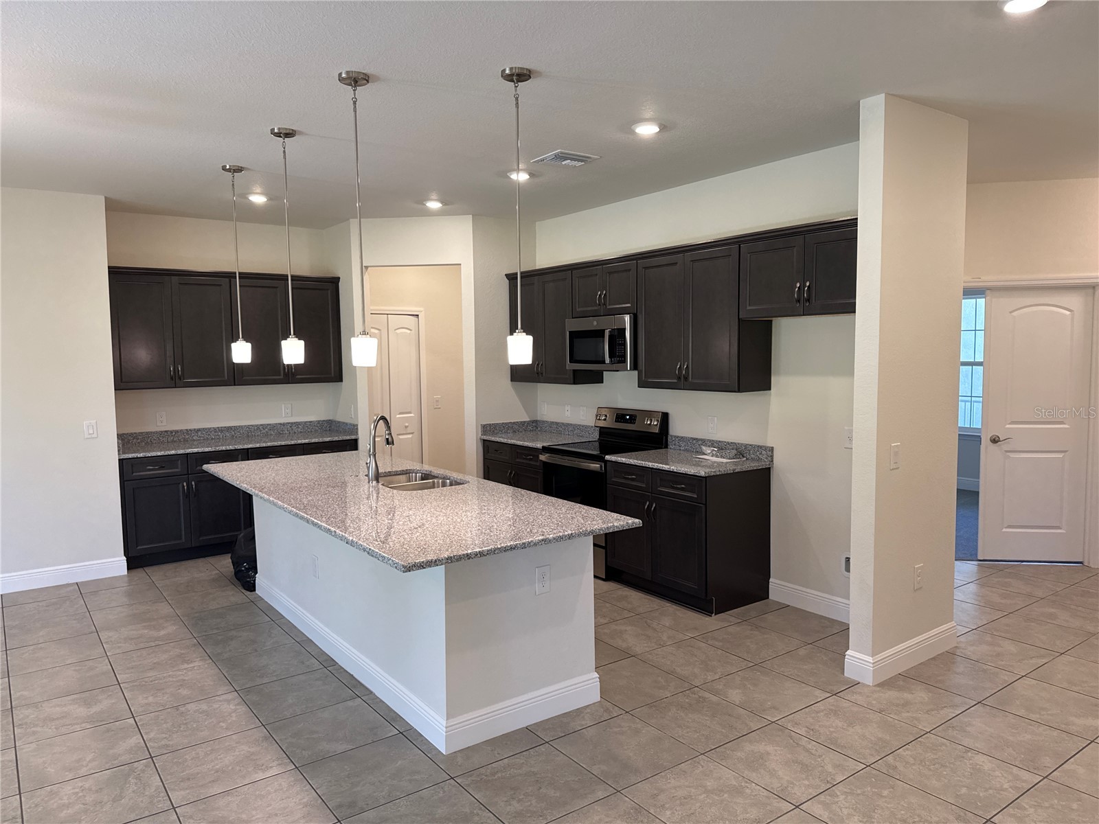 4698 Addley Avenue North Port FL 34288 OM722184 image2