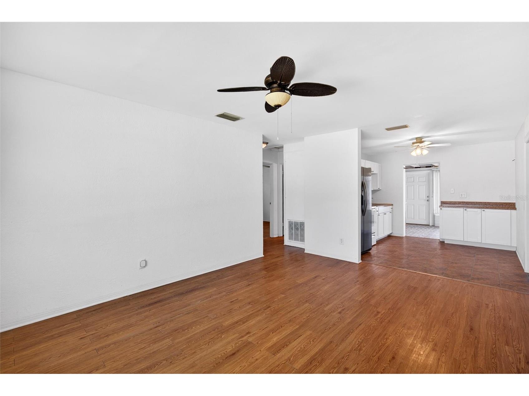 47 Carol Road Ormond Beach FL 32176 V4948567 image2
