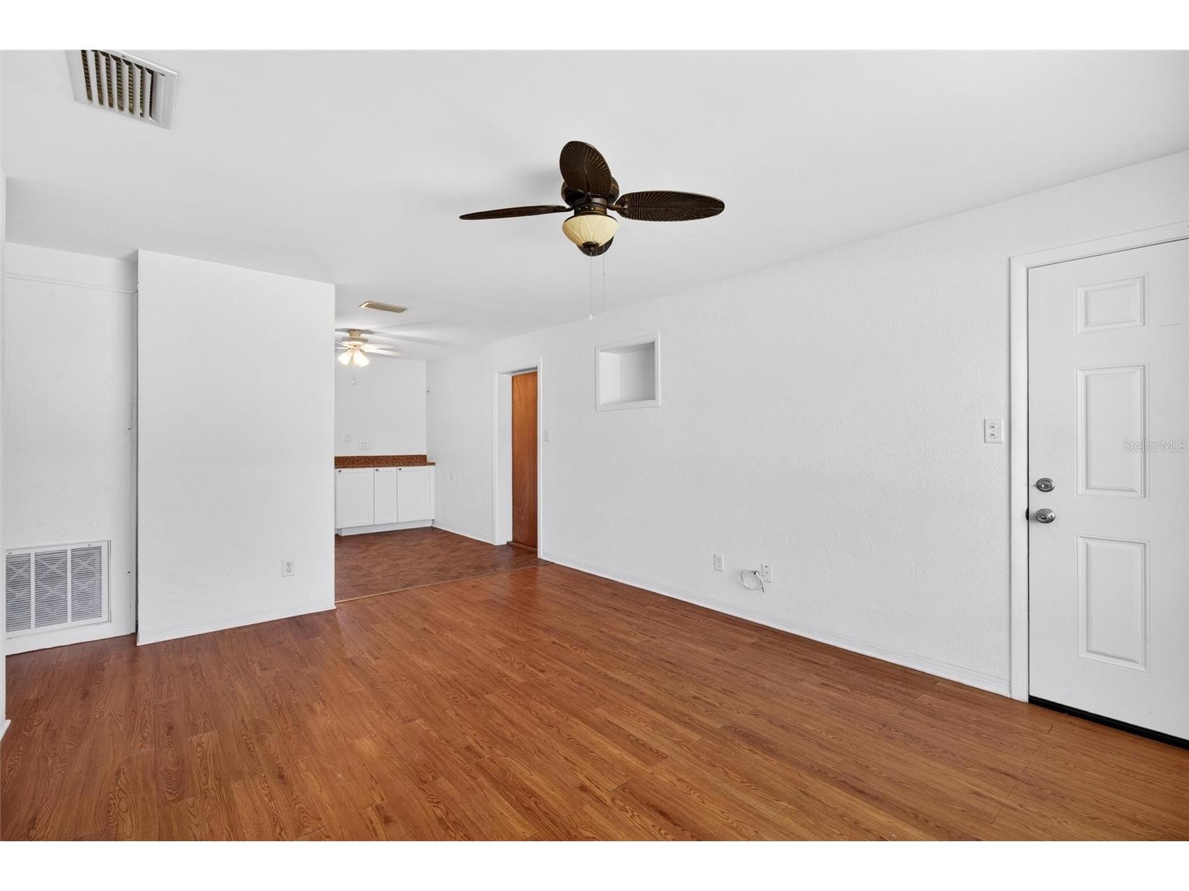 47 Carol Road Ormond Beach FL 32176 V4948567 image3