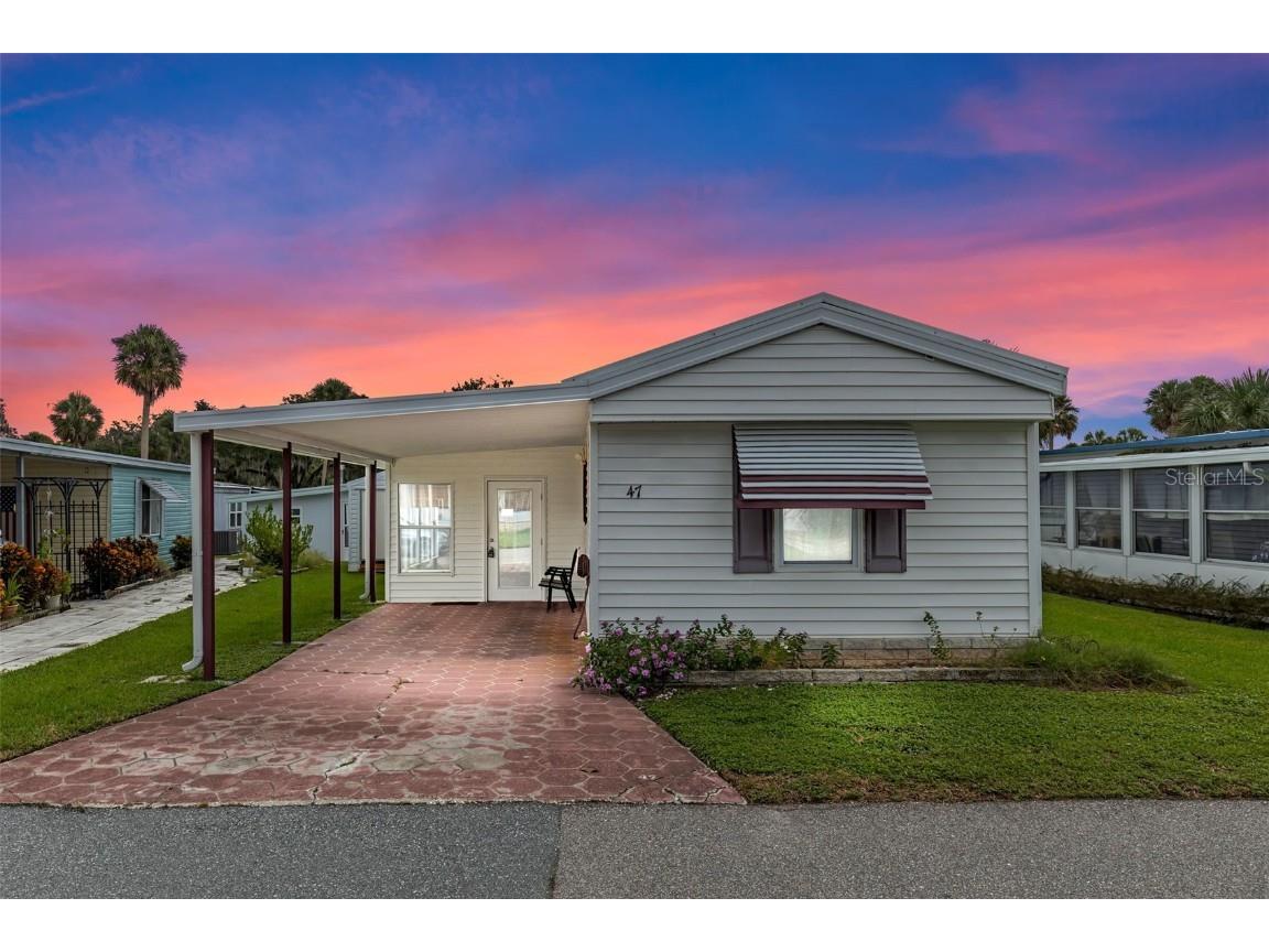 47 Cocos Plumosa Drive Eustis FL 32726 - Trout Lake O6342634 image3