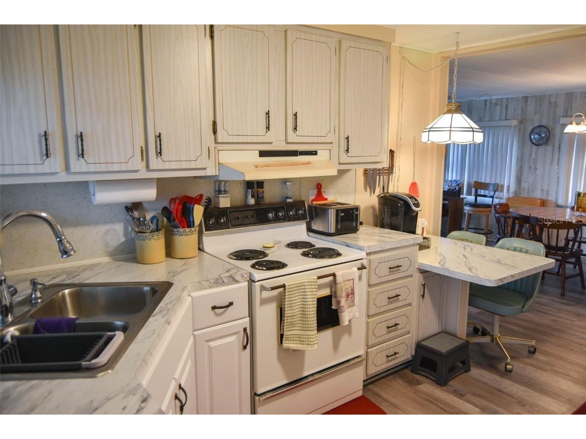 47 Delaware Court #10 Palm Harbor FL 34684 TB8431884 image5