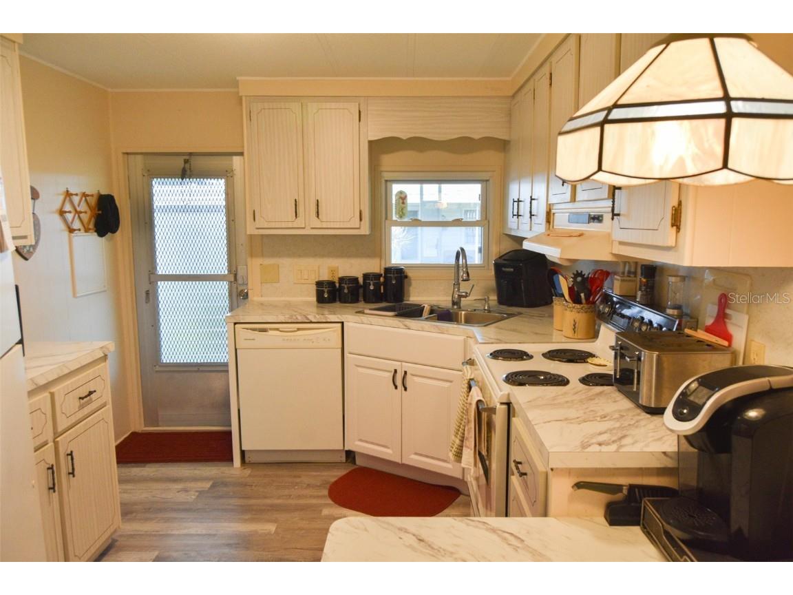 47 Delaware Court #10 Palm Harbor FL 34684 TB8431884 image6