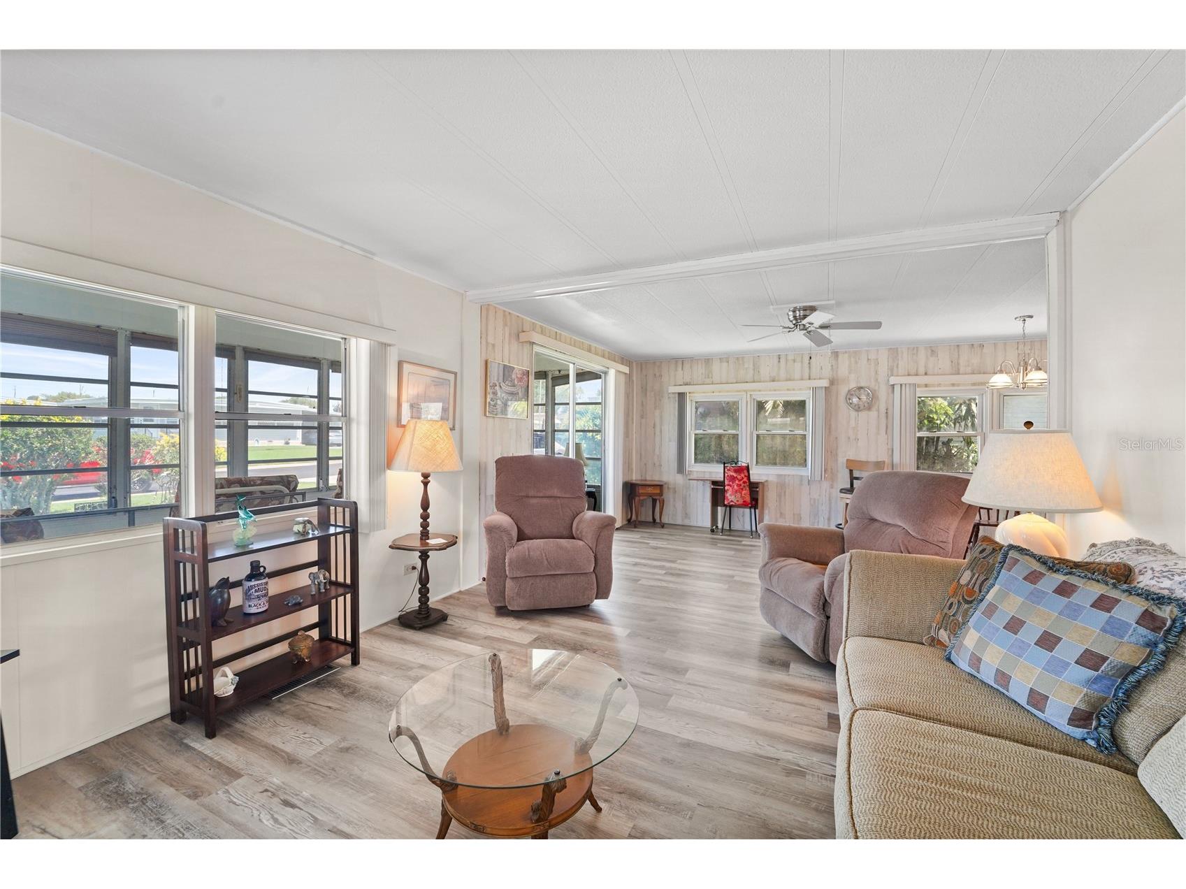 47 Delaware Court S #10 Palm Harbor FL 34684 - LAKE TARPON TB8513105 image11