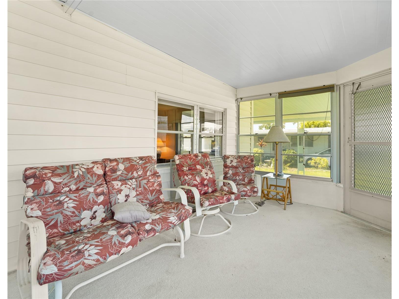 47 Delaware Court S #10 Palm Harbor FL 34684 - LAKE TARPON TB8513105 image23