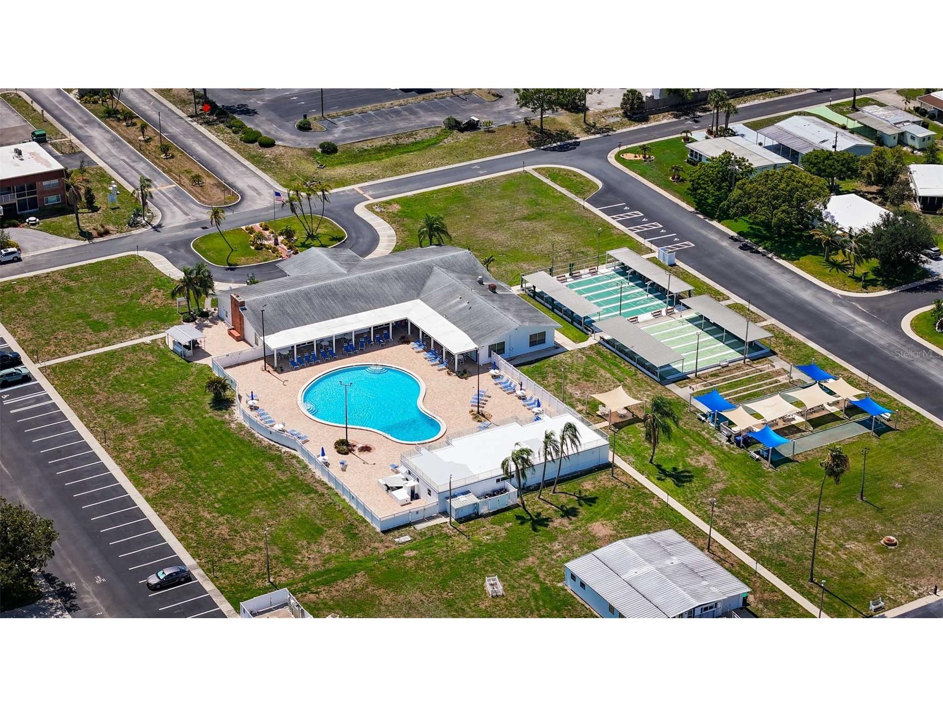 47 Delaware Court S #10 Palm Harbor FL 34684 - LAKE TARPON TB8513105 image25
