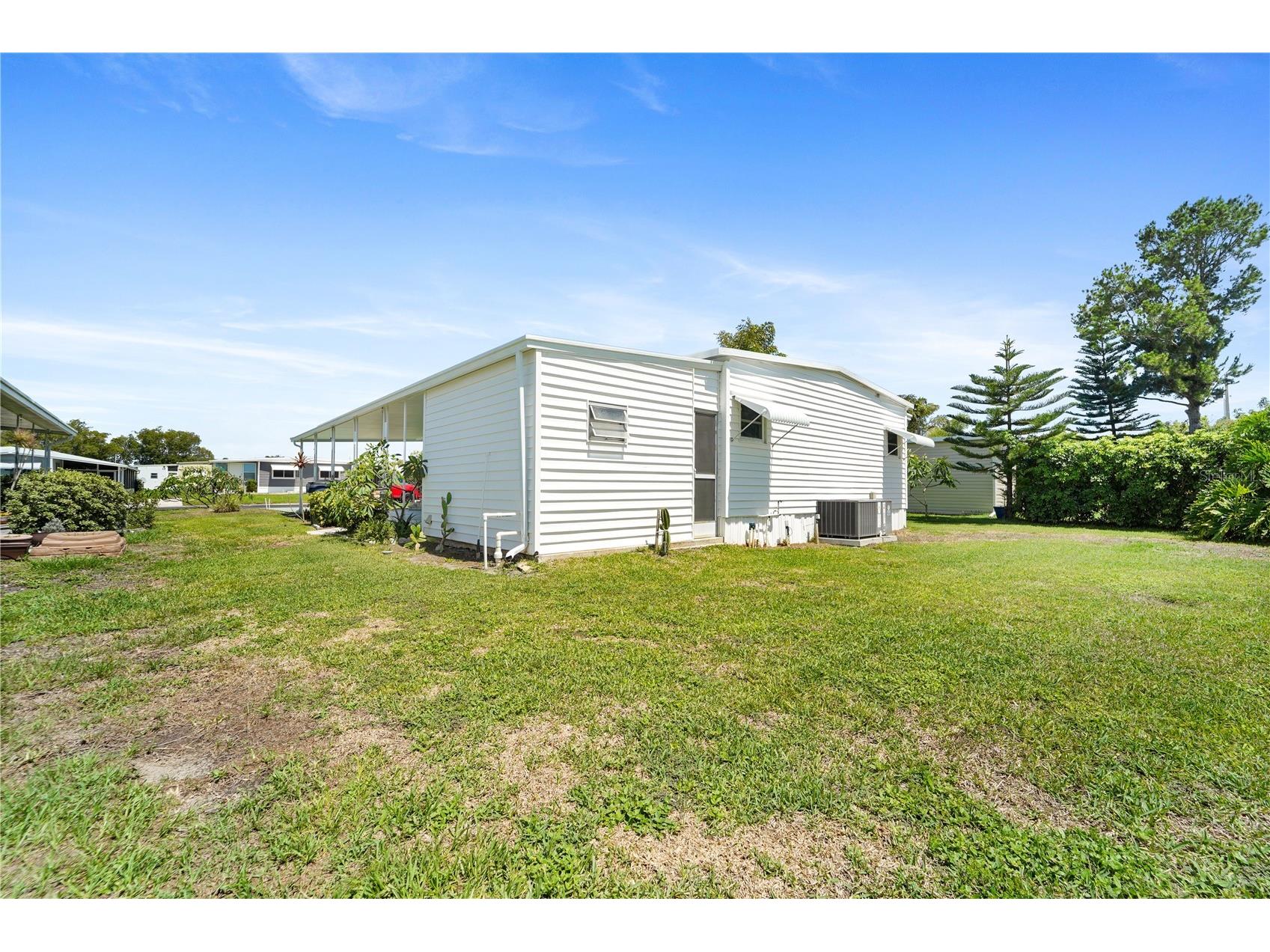 47 Delaware Court S #10 Palm Harbor FL 34684 - LAKE TARPON TB8513105 image5