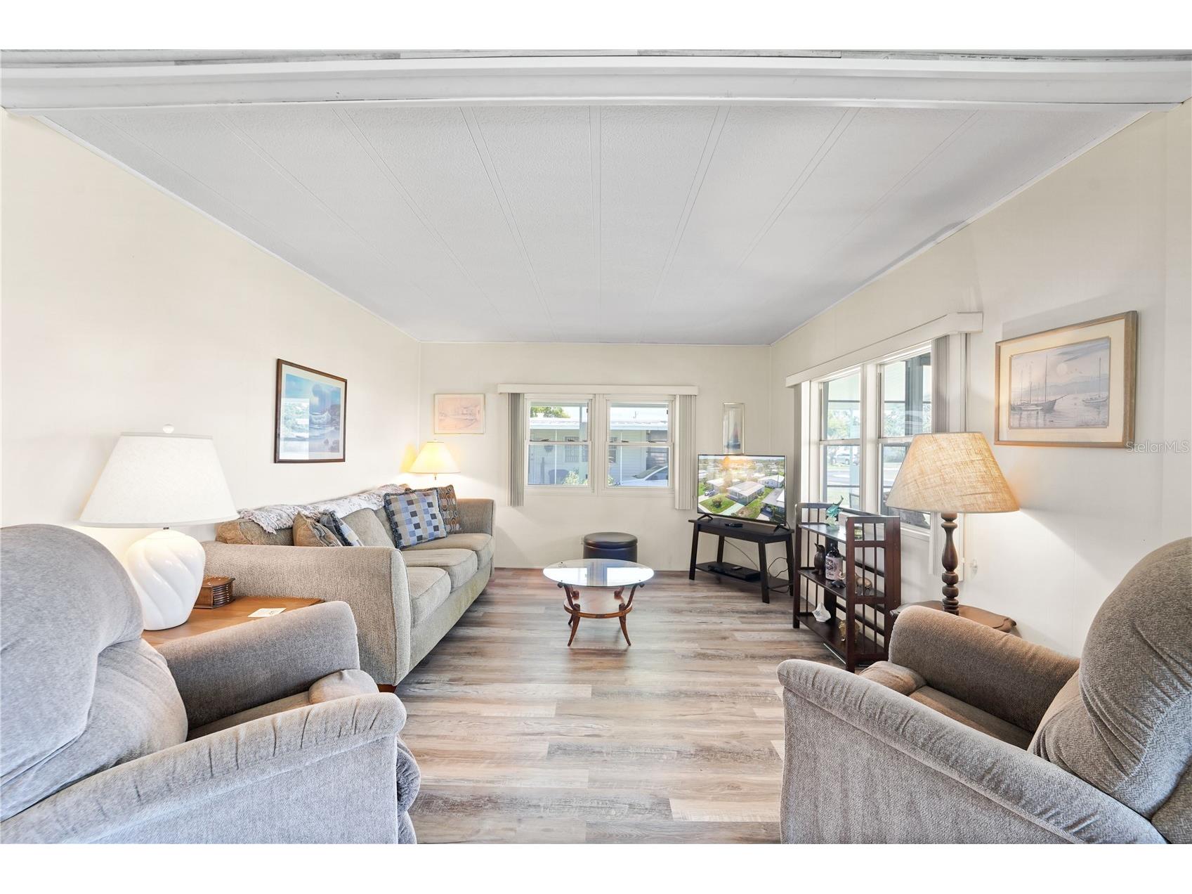 47 Delaware Court S #10 Palm Harbor FL 34684 - LAKE TARPON TB8513105 image9
