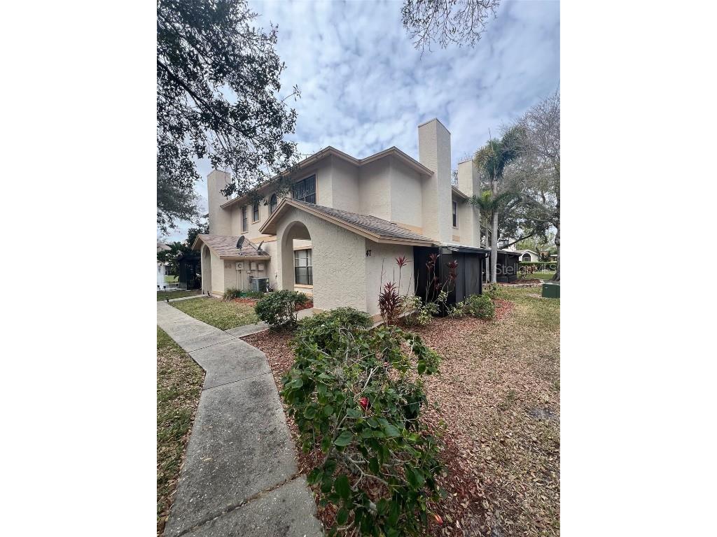 47 Emerald Bay Drive Oldsmar FL 34677 T3507393 image1