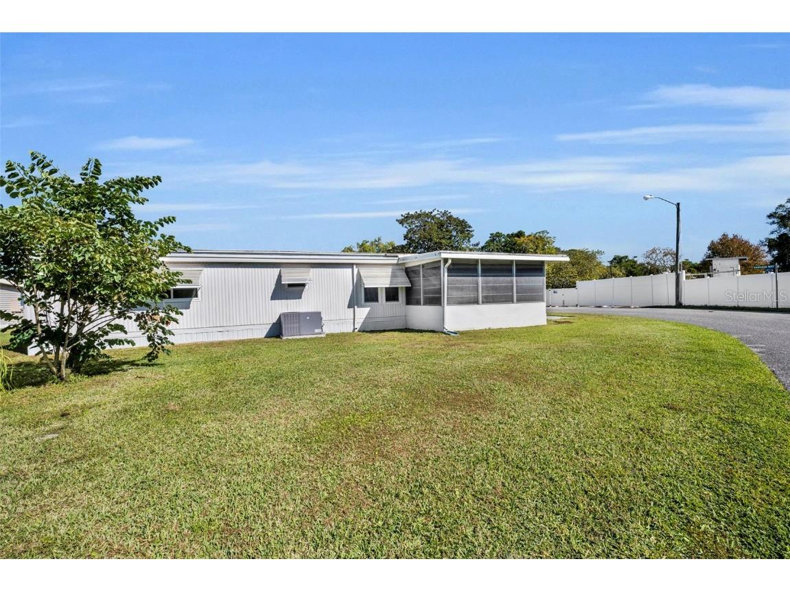 47 Hawaiian Way Leesburg FL 34788 G5104556 image24