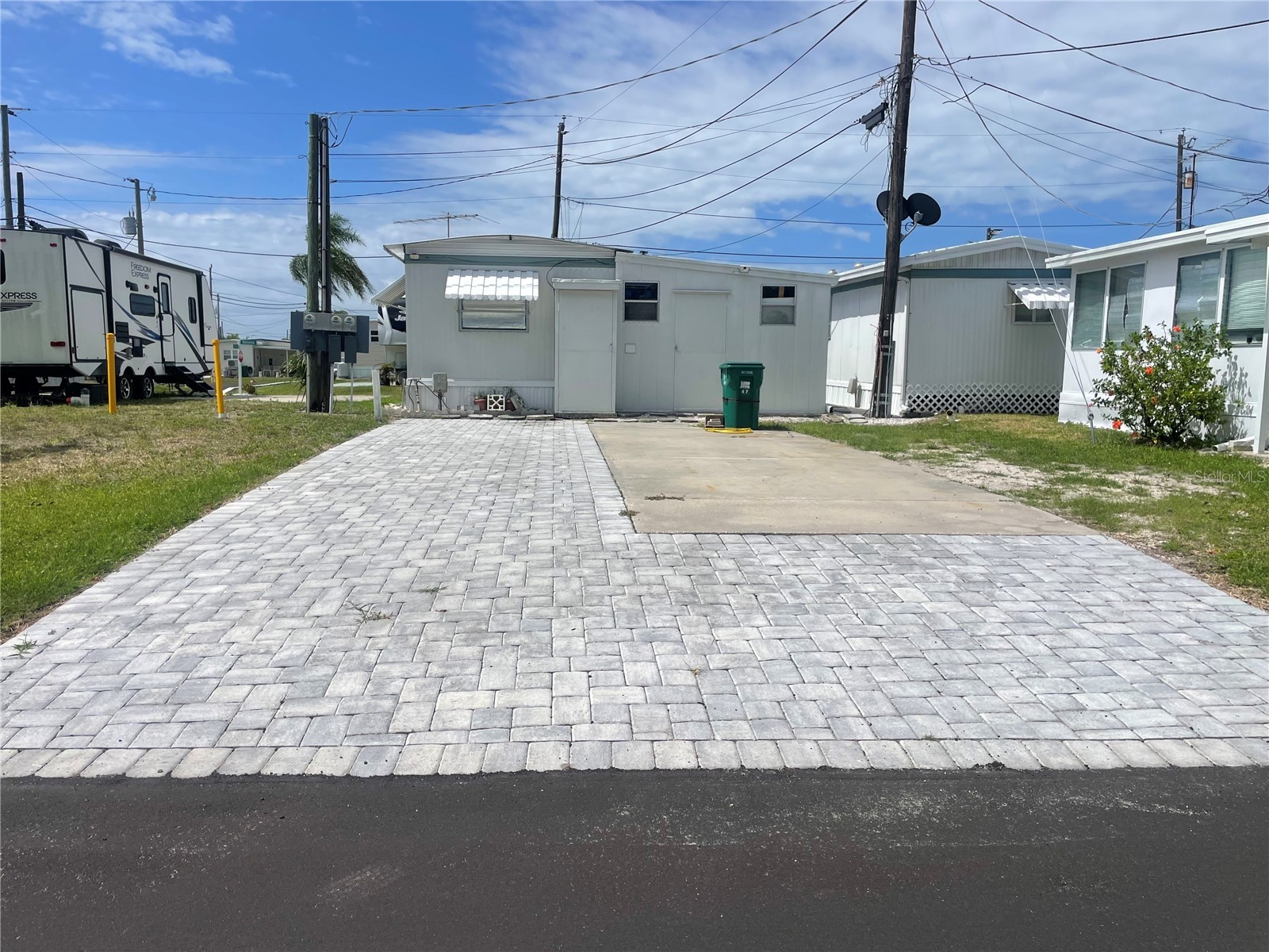 47 Illinois Street Palmetto FL 34221 A4681945 image1