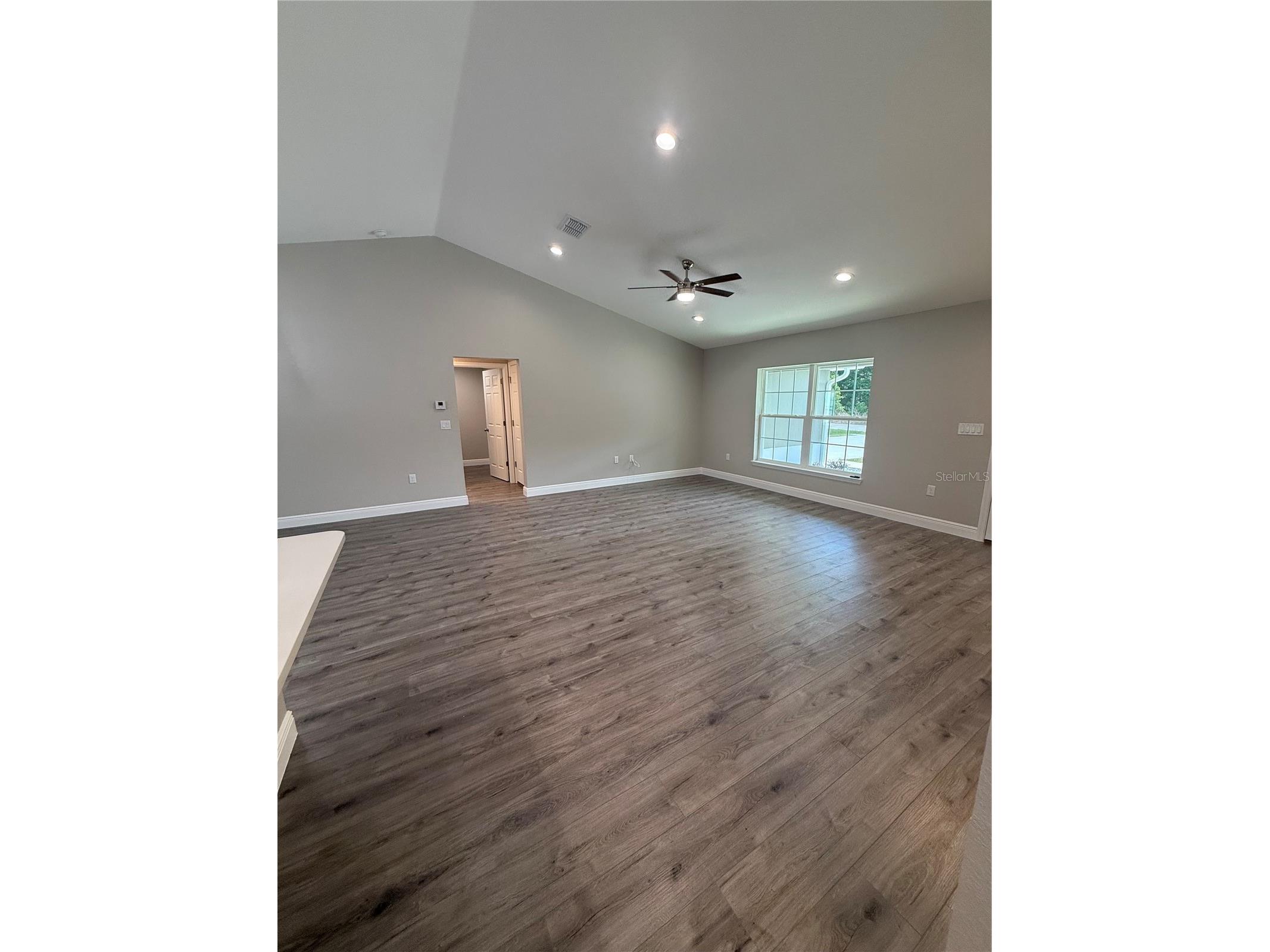 47 Pine Radial Ocala FL 34472 OM723794 image17