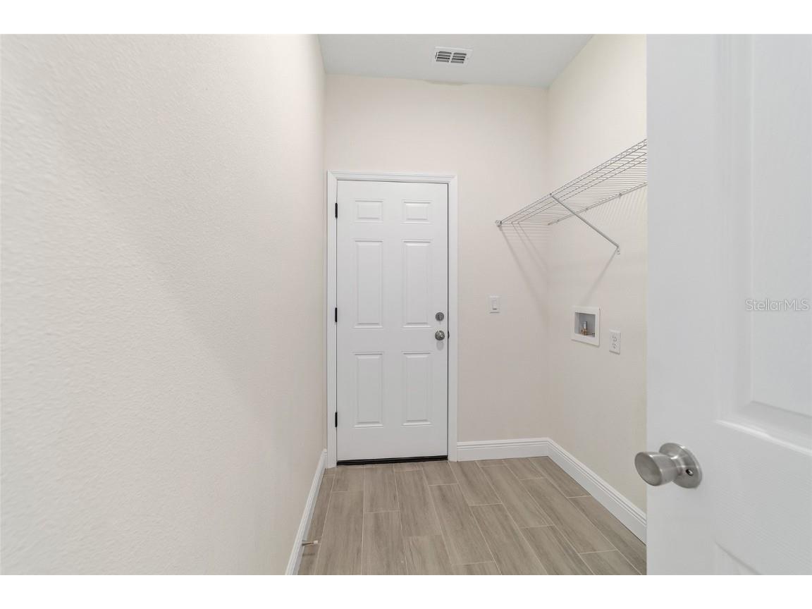 47 Sequoia Loop Ocklawaha FL 32179 OM695275 image20