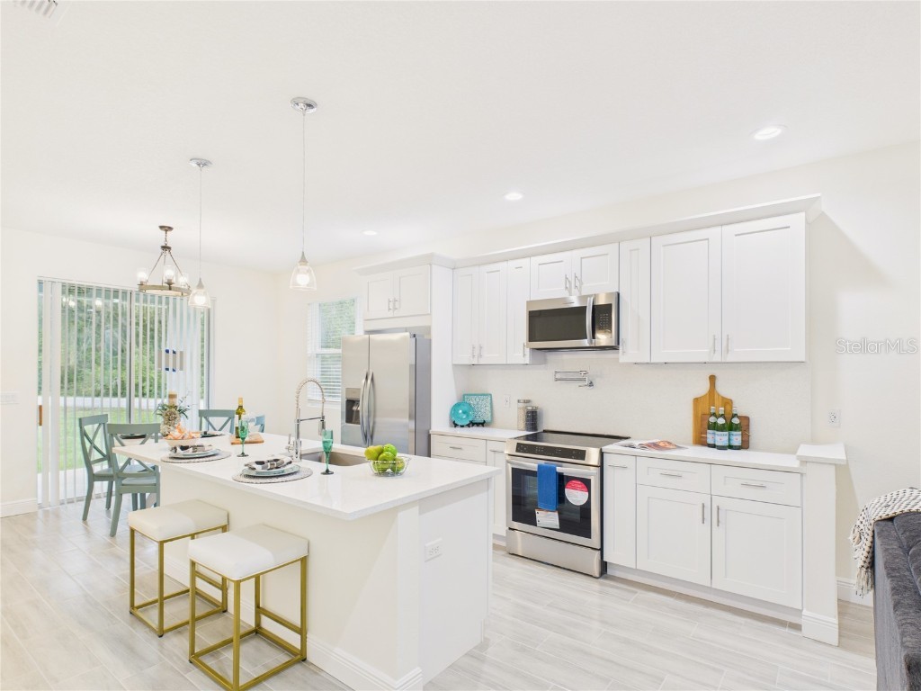 47 Sequoia Loop Ocklawaha FL 32179 OM695275 image5