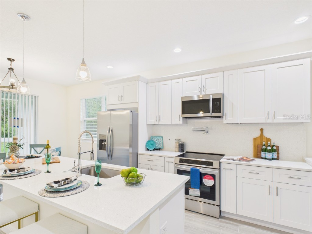 47 Sequoia Loop Ocklawaha FL 32179 OM695275 image7