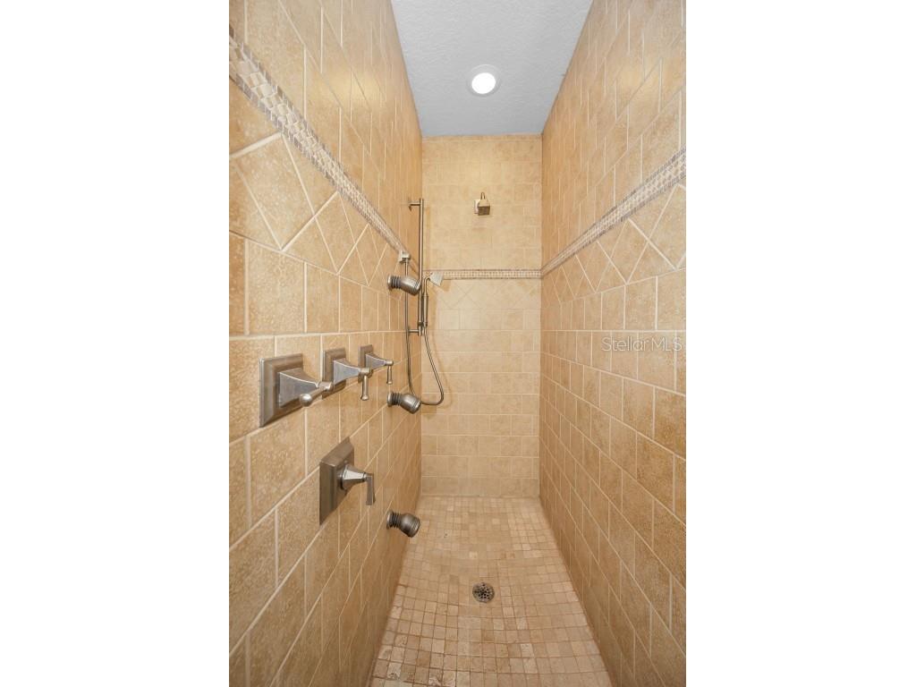 47 W Morgan Street Tarpon Springs FL 34689 TB8367587 image45