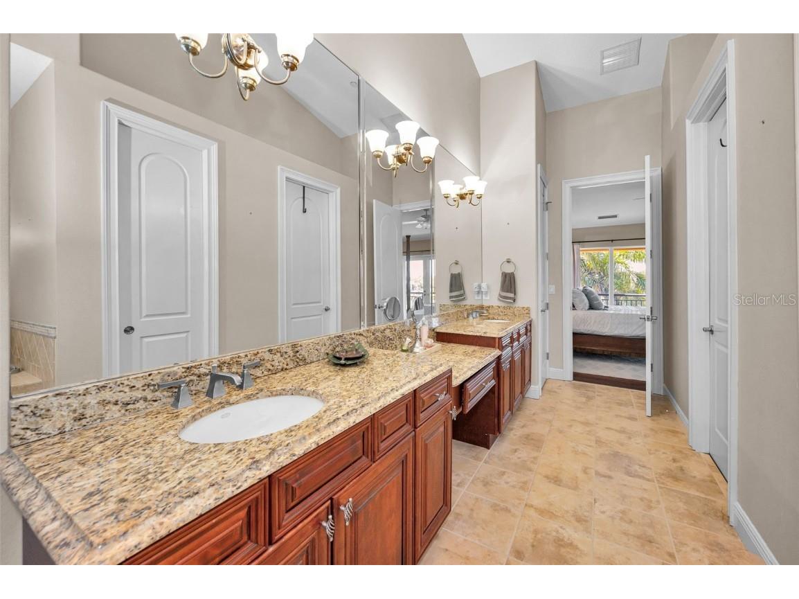 47 W Morgan Street Tarpon Springs FL 34689 TB8367587 image47